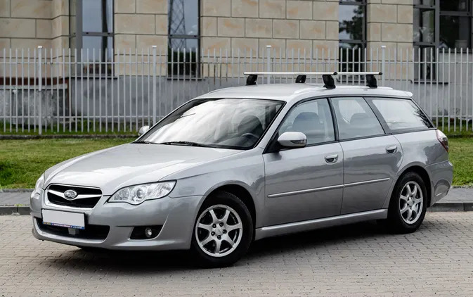 samochody osobowe Subaru Legacy cena 20900 przebieg: 208000, rok produkcji 2008 z Radom